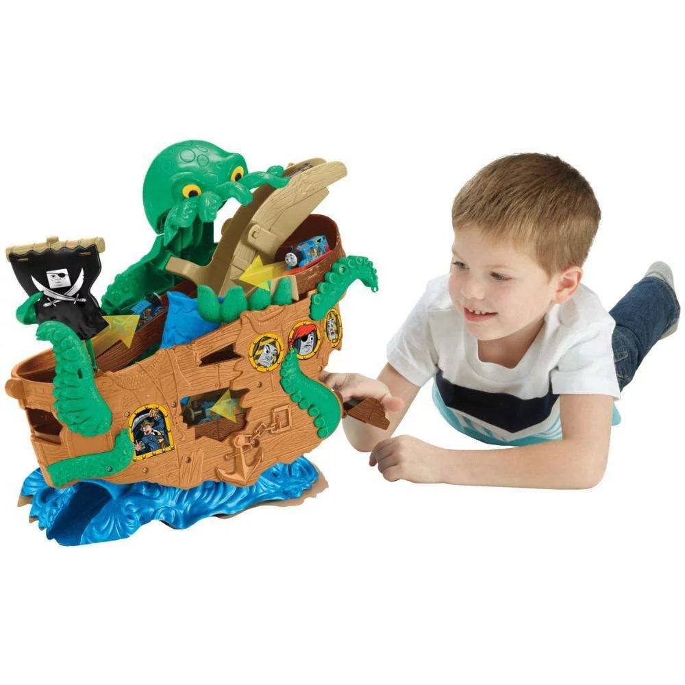 Thomas & Friends Adventures Sizeea Monster Pirate Playset