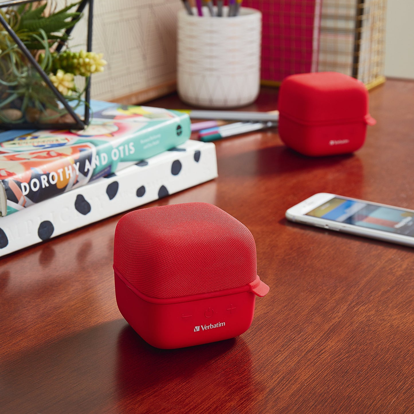 Verbatim 70225 Wireless Bluetooth Sizepeaker Sizeystem - Red